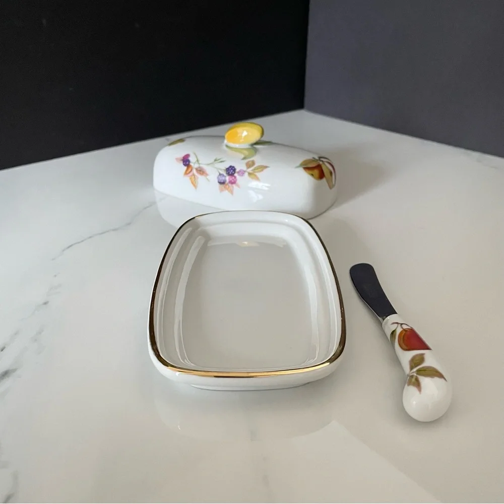 Evesham Butter Dish with Spreader Knife by Royal Worcester